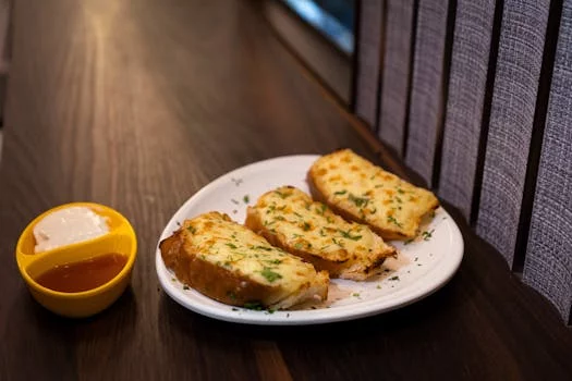 garlic bread butter parmesan cheese
